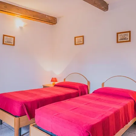 Ariel Vicino La Spiaggia Di Straccoligno *