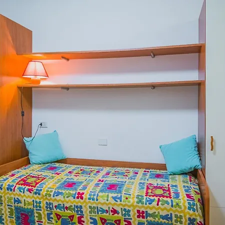 Ariel Vicino La Spiaggia Di Straccoligno