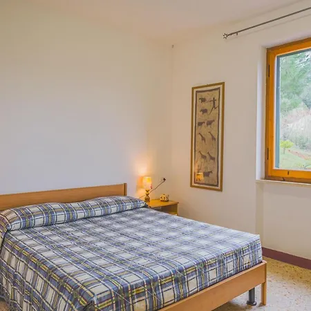 Ariel Vicino La Spiaggia Di Straccoligno *