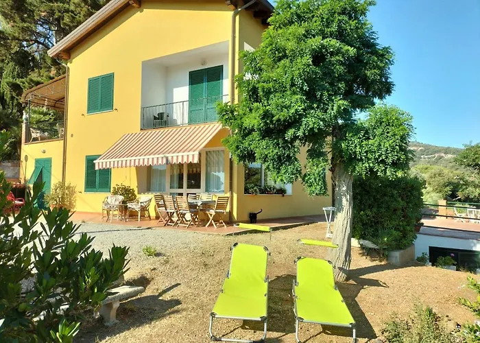 Ariel Vicino La Spiaggia Di Straccoligno Capoliveri (Isola d'Elba)